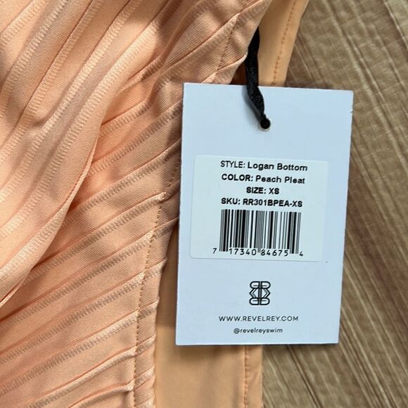 Revel Rey Francis Top and Logan Bottom Swim - Picture 6 of 15